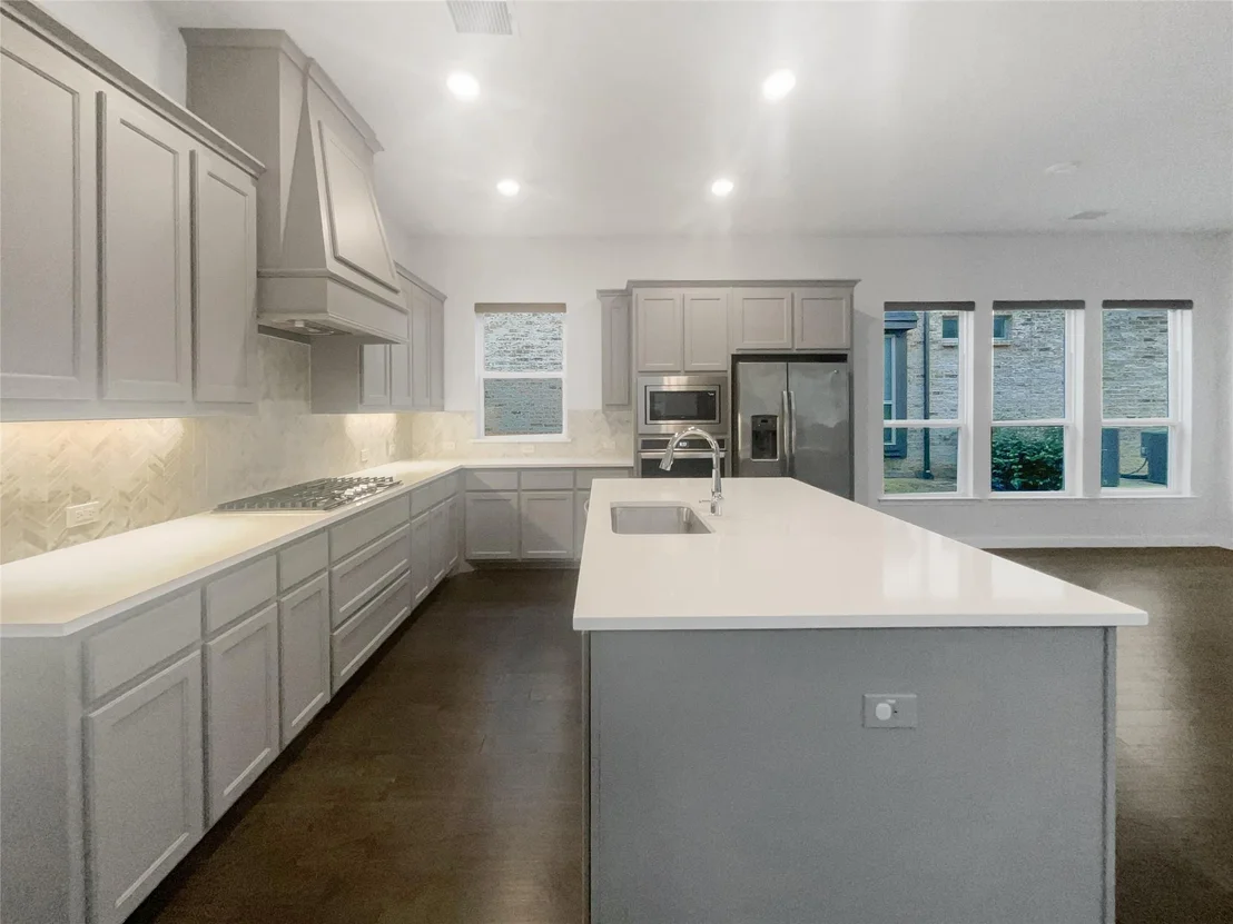 Photo of 1034 Kennedy Drive