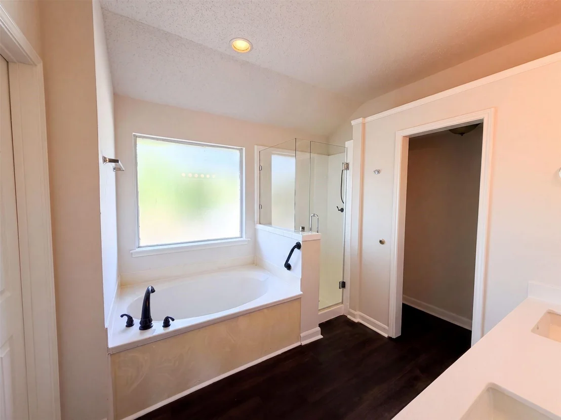 Photo of 2405 Waterloo Lane