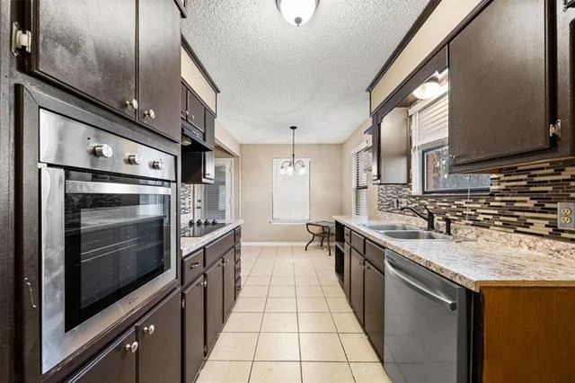 Photo of 614 Circle Creek Drive