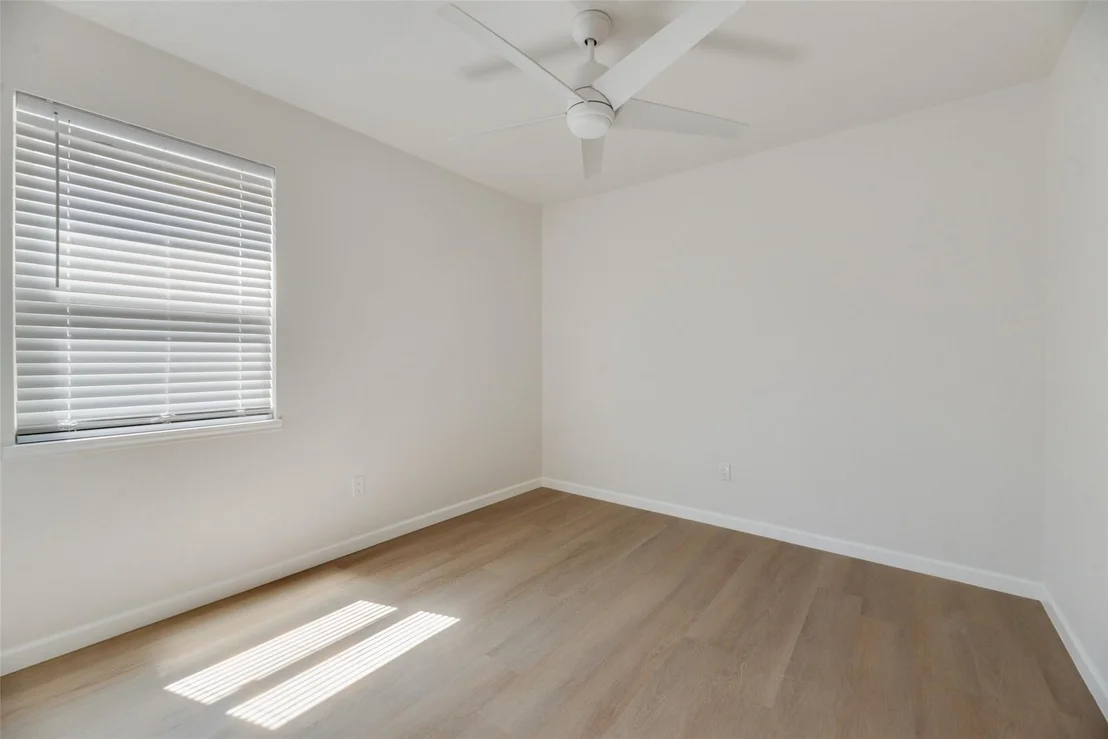 Photo of 409 Birchwood Circle
