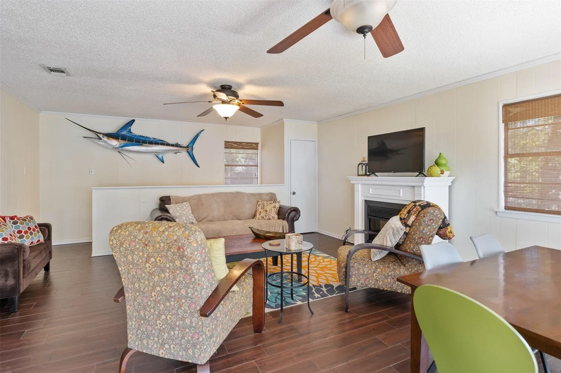 Photo of 107 Briarwood Drive