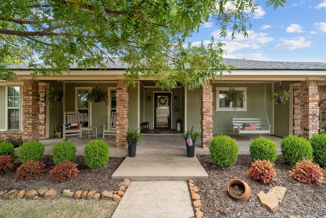 Photo of 1910 Circleview Drive