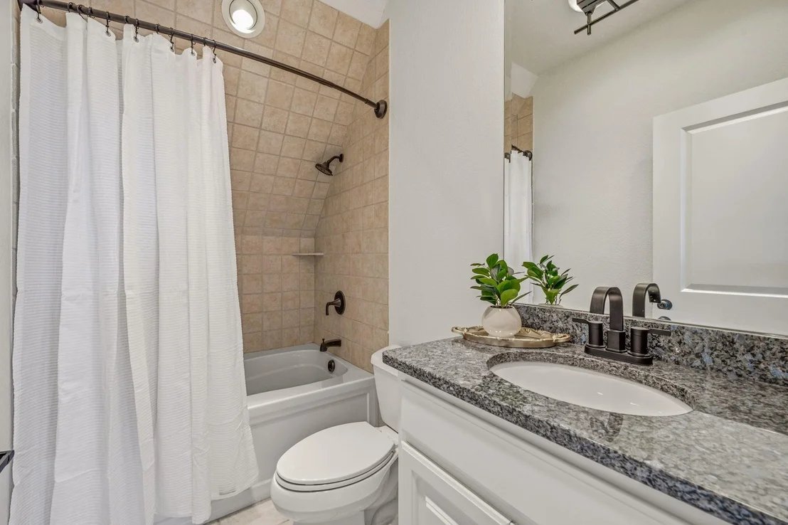 Photo of 2414 Vineyard Drive