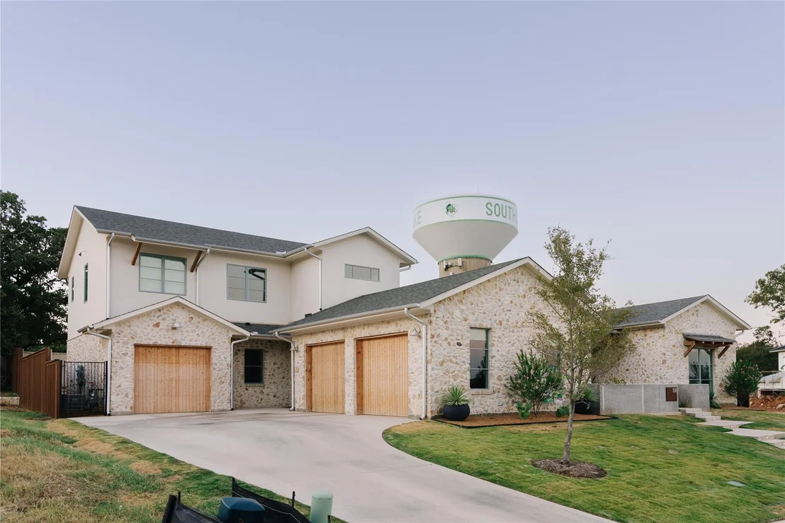 Photo of 108 Murphy Drive