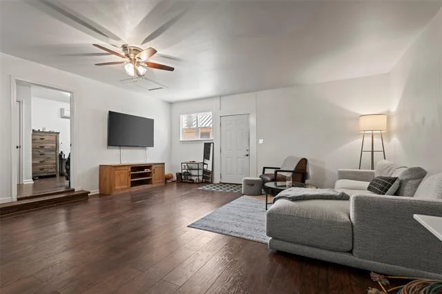 Photo of 2604 Dana Street