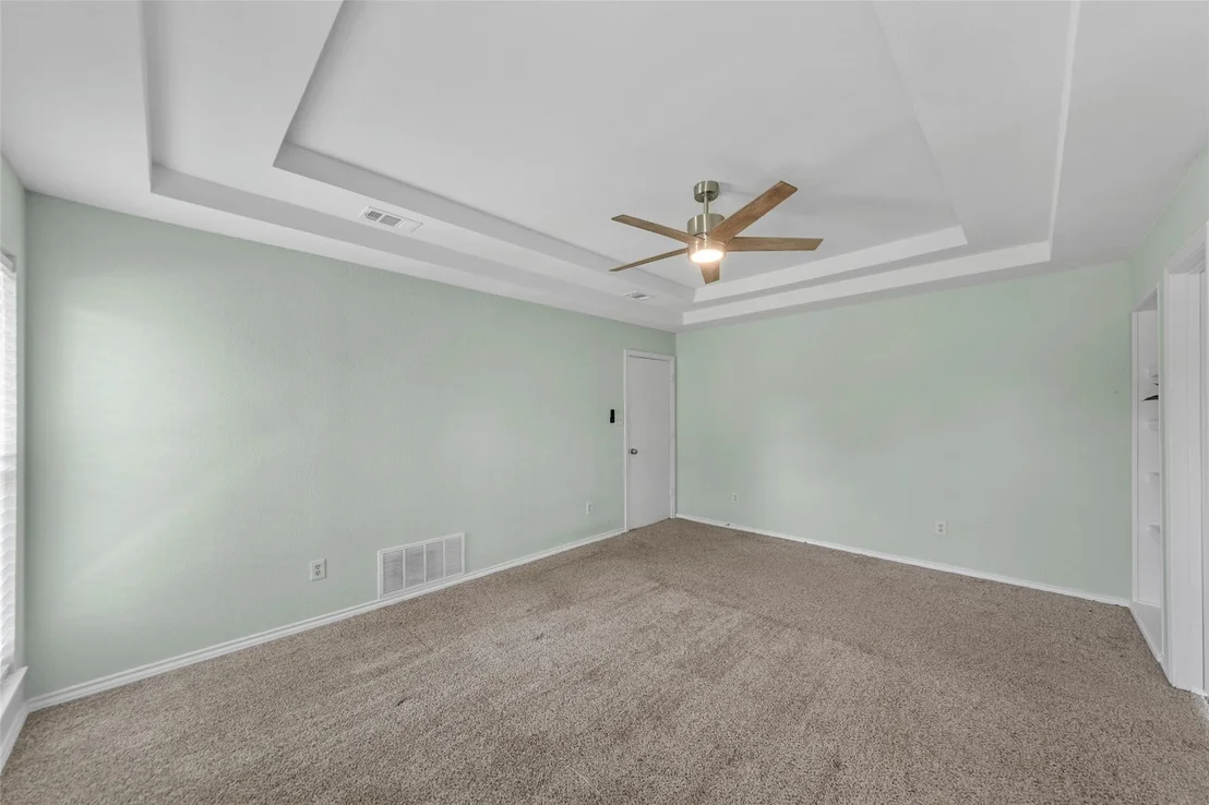 Photo of 16612 Scenic Circle