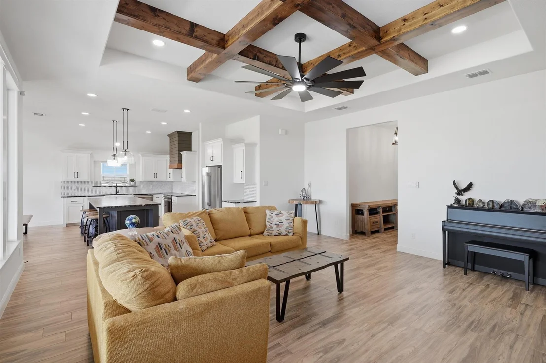 Photo of 6941 Eagle Creek Drive