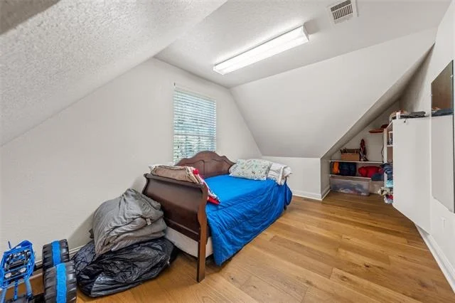 Photo of 290 Bolton Circle