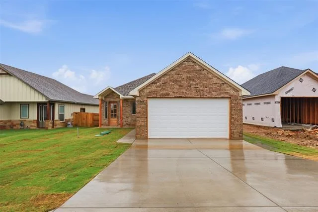 Photo of 1413 Ridgeview Circle