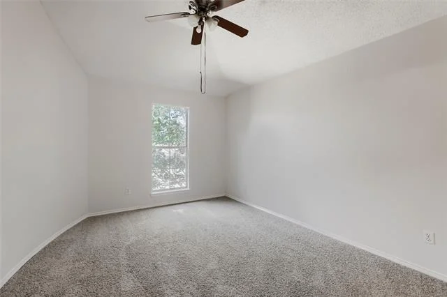 Photo of 1013 Hampstead Drive
