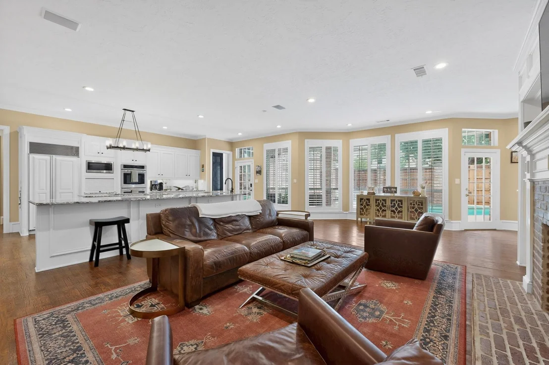 Photo of 5700 Walden Drive