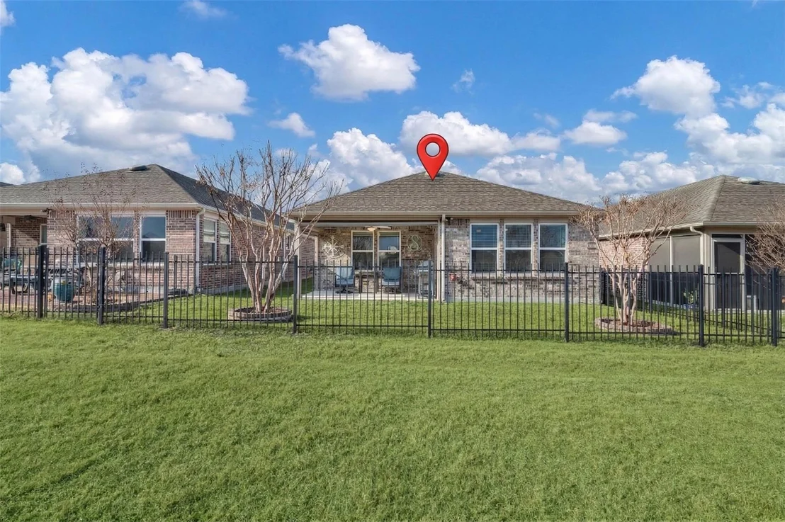 Photo of 7629 Parade Drive