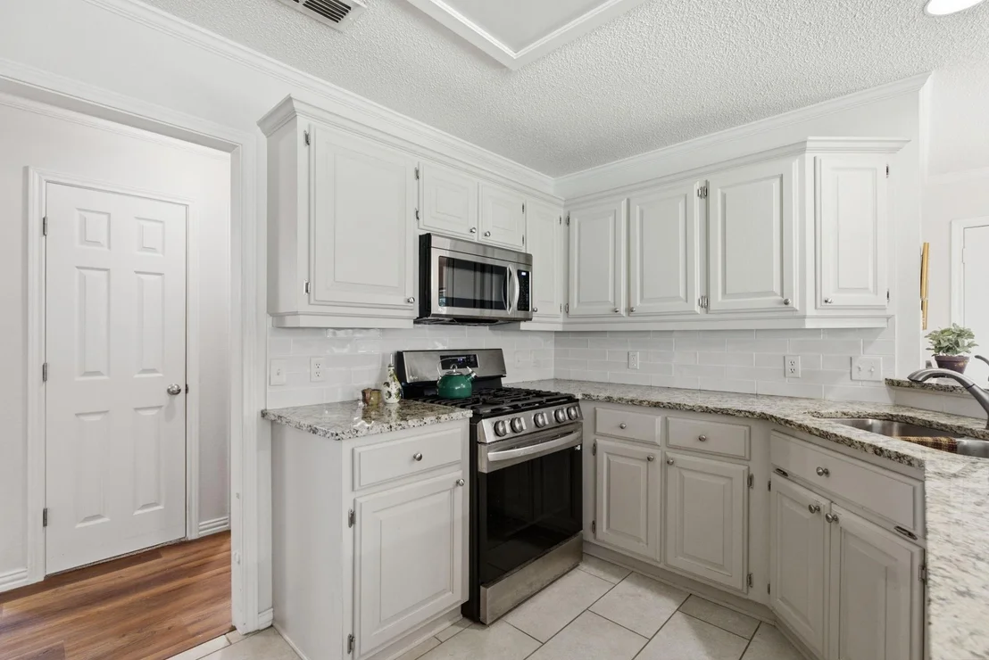 Photo of 3309 Storey Lake Drive