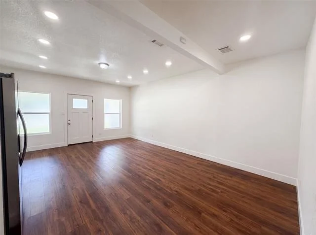 Photo of 420 Bluebonnet Drive