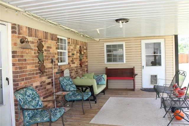 Photo of 208 PARK DR