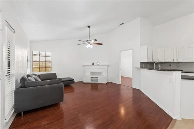 Photo of 543 Guadalupe Drive