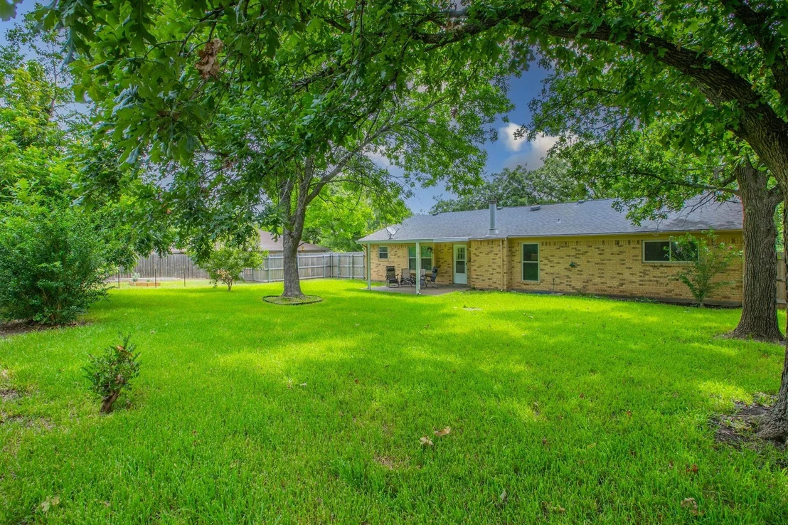 Photo of 1057 Radisson Drive