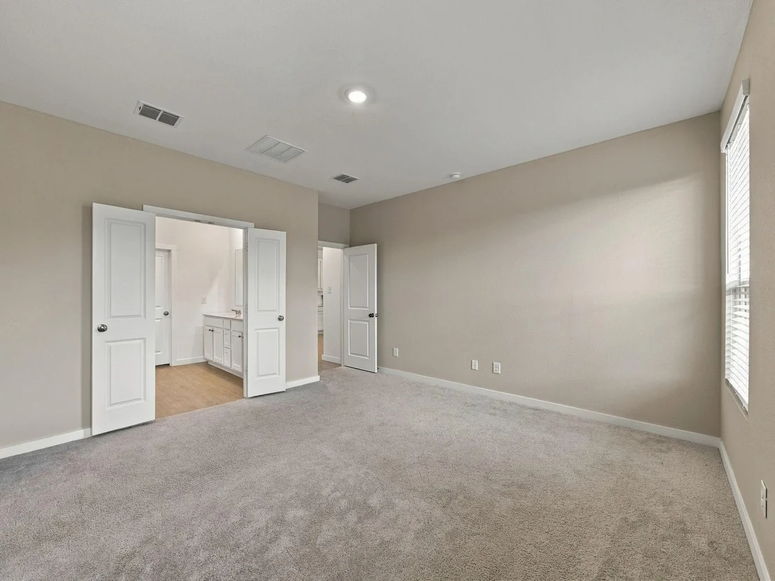 Photo of 1818 Holden Drive