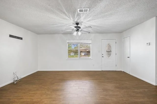 Photo of 14596 Tucker