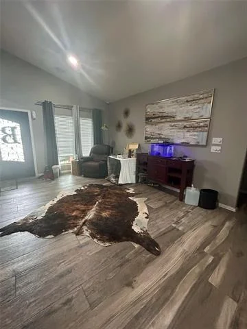 Photo of 6037 Bluebird Lane