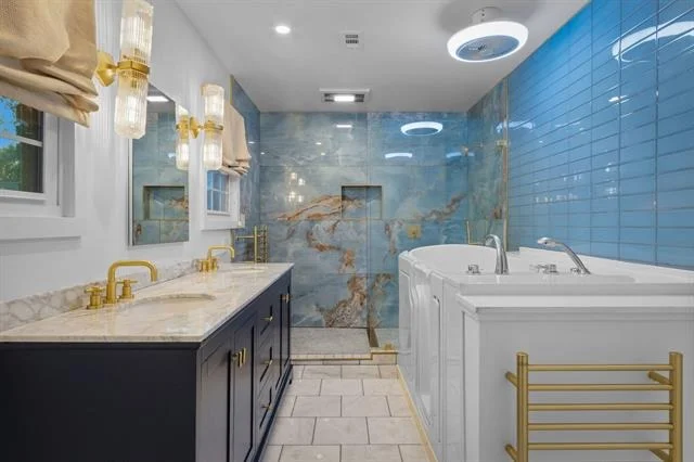 Photo of 2208 Lake Ridge Circle