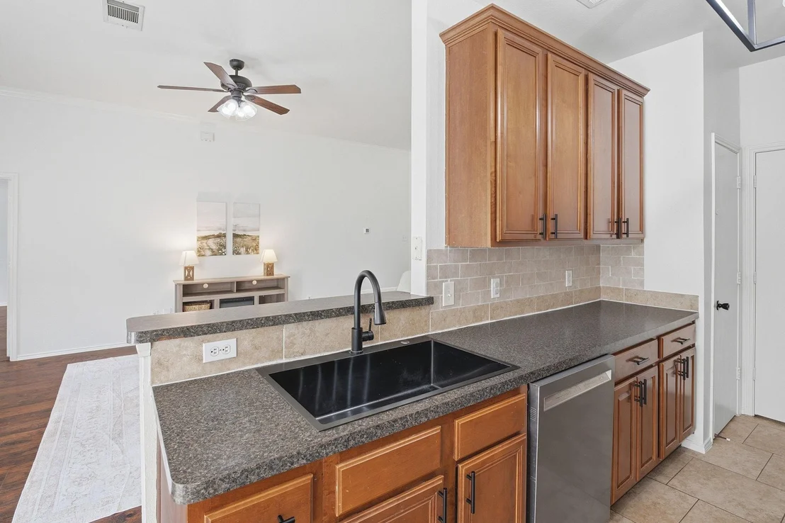 Photo of 412 Harvard Drive