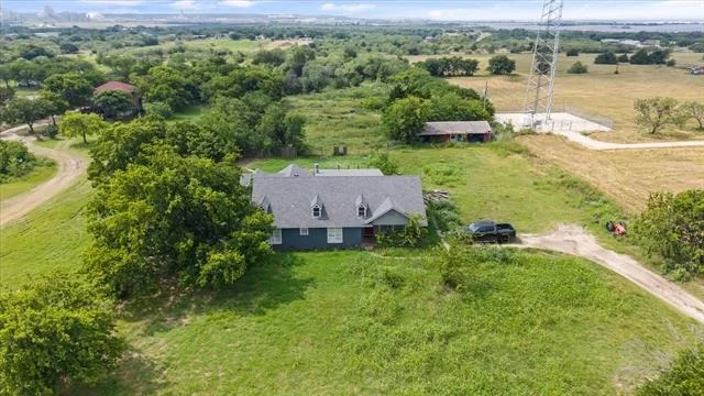Photo of 3704 Old Fort Worth Road