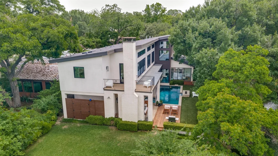 Photo of 6421 Blanch Circle