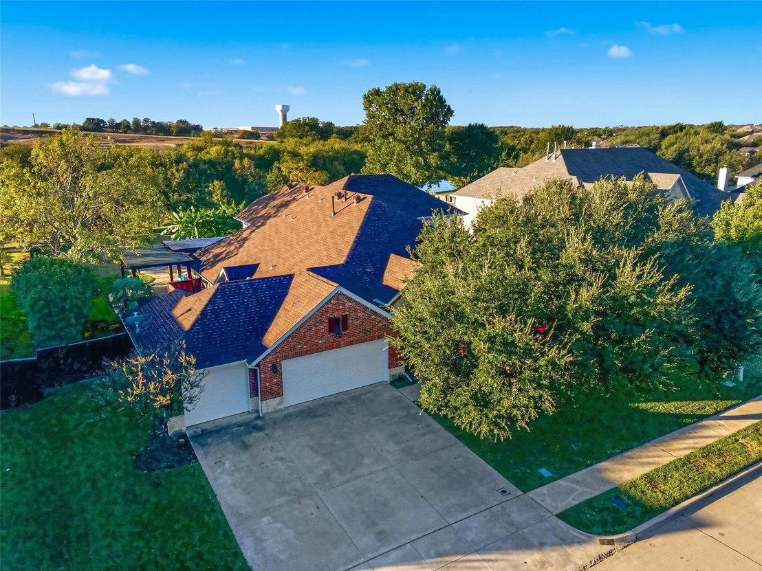Photo of 1003 Killian Drive