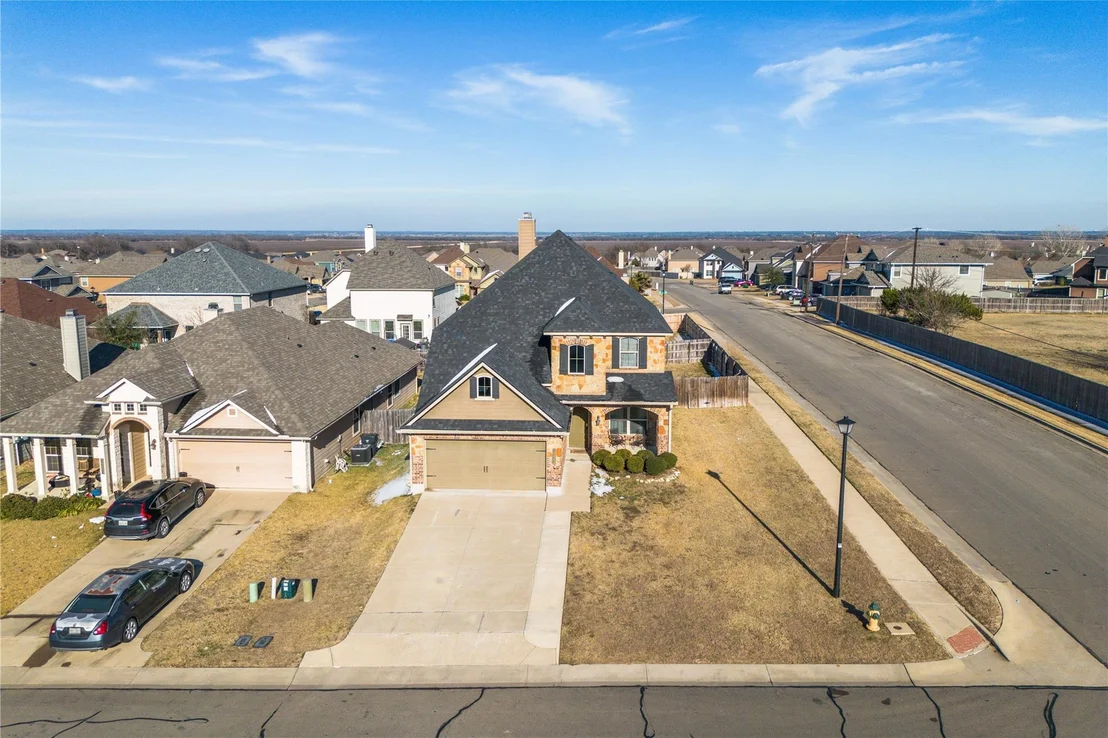 Photo of 10864 Aurora