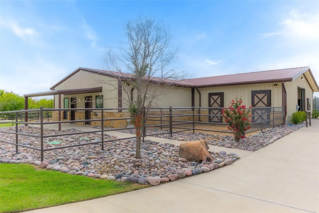 Photo of 5825 County Road 173