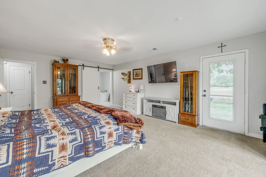 Photo of 636 Clark Road