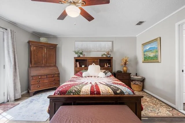 Photo of 333 Lakeview Drive