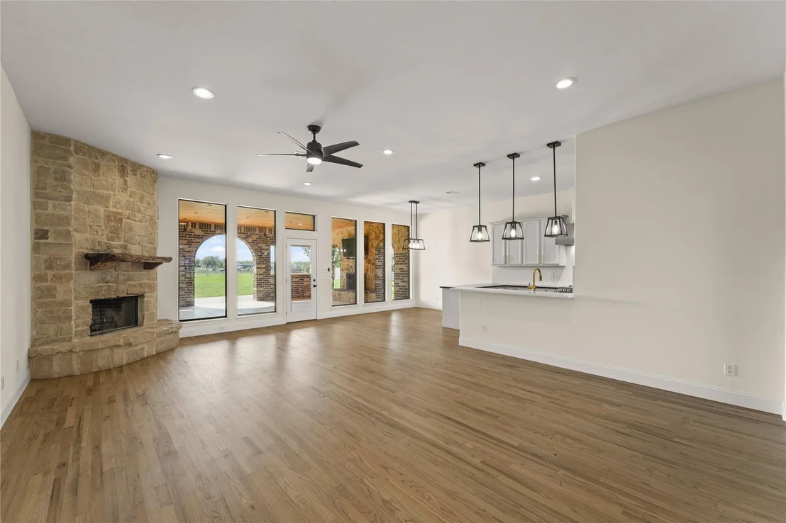 Photo of 7754 County Road 275