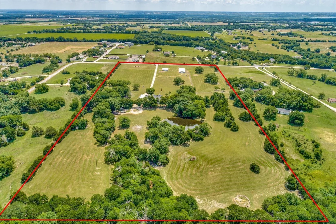Photo of 2725 County Road 494