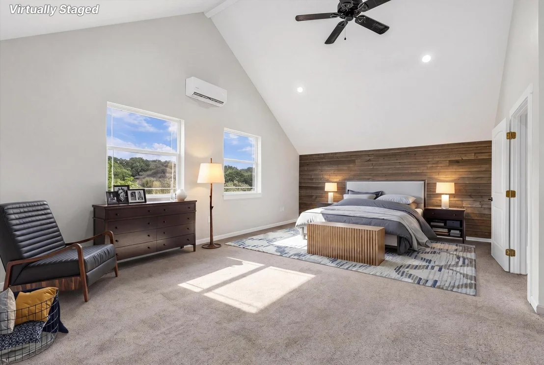 Photo of 348 Barker Lane