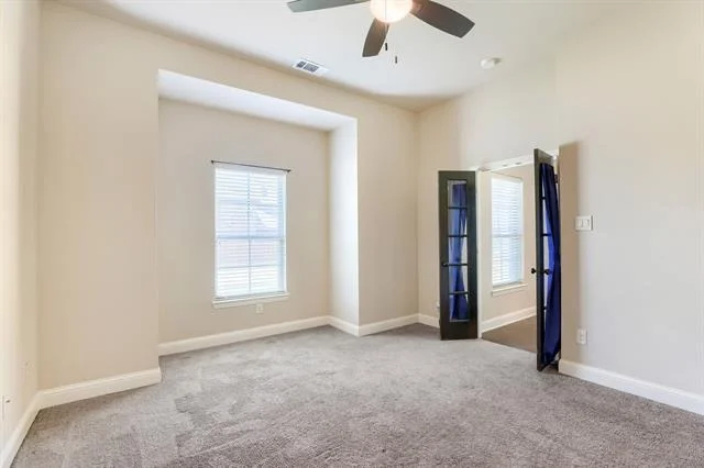 Photo of 123 White Oak Lane