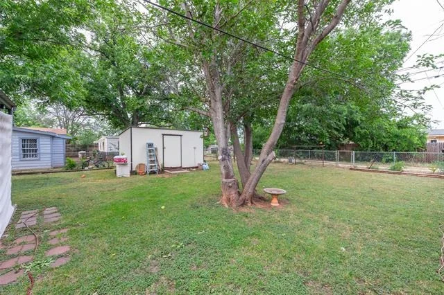 Photo of 310 Hawthorne Street