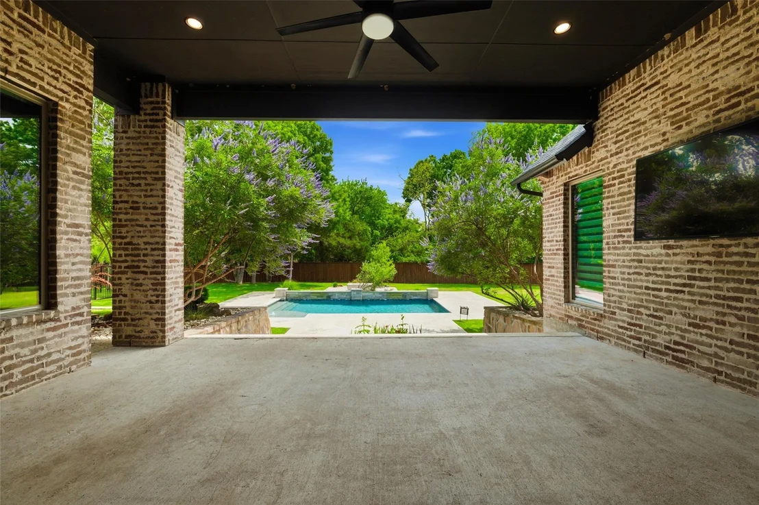 Photo of 1019 Country Way