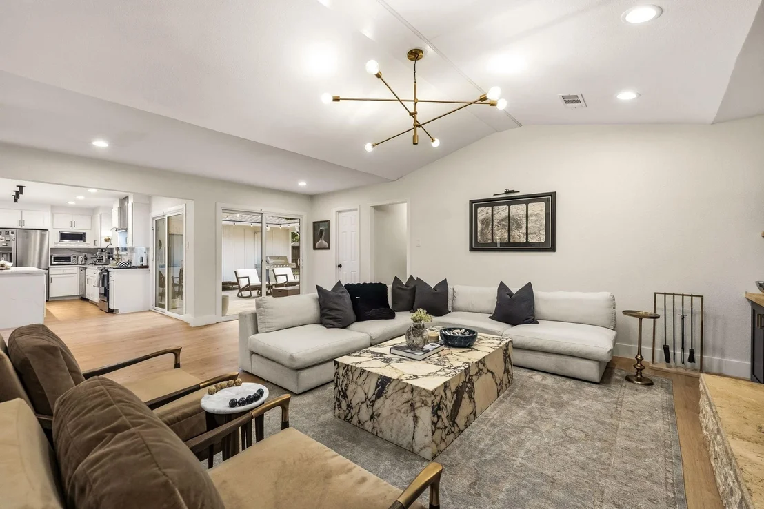 Photo of 7429 Tangleglen Drive