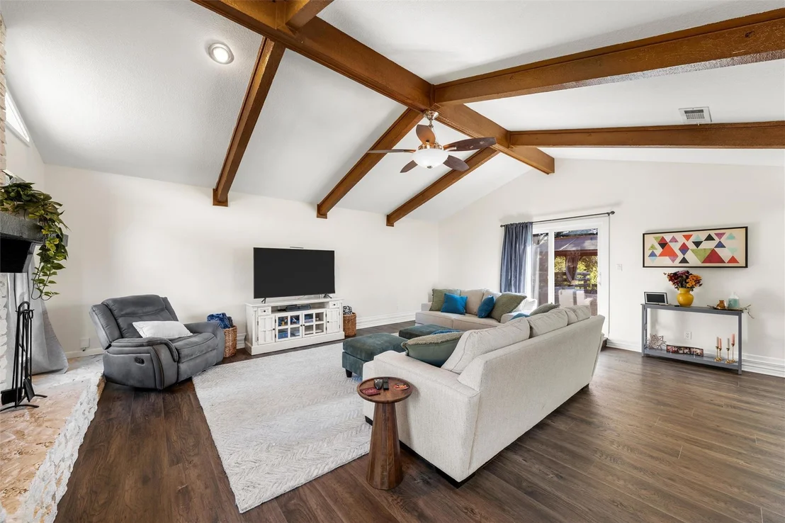 Photo of 4324 Green Point Drive