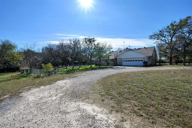 Photo of 301 County Road 3330