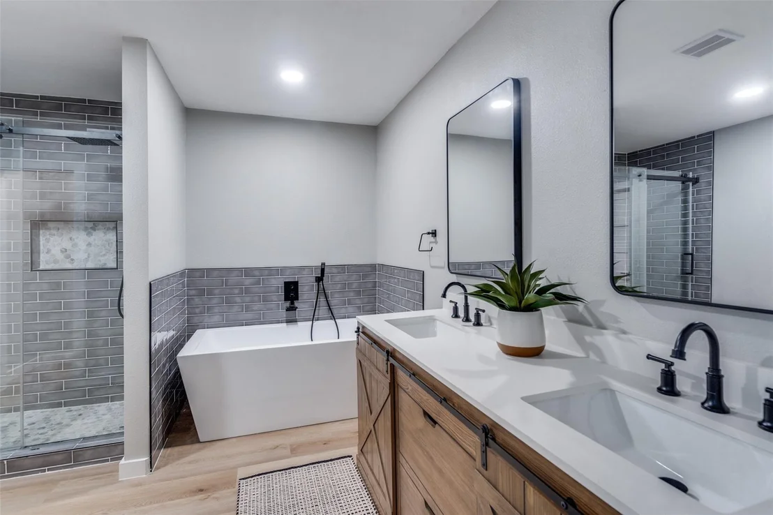 Photo of 2625 Mollimar Drive