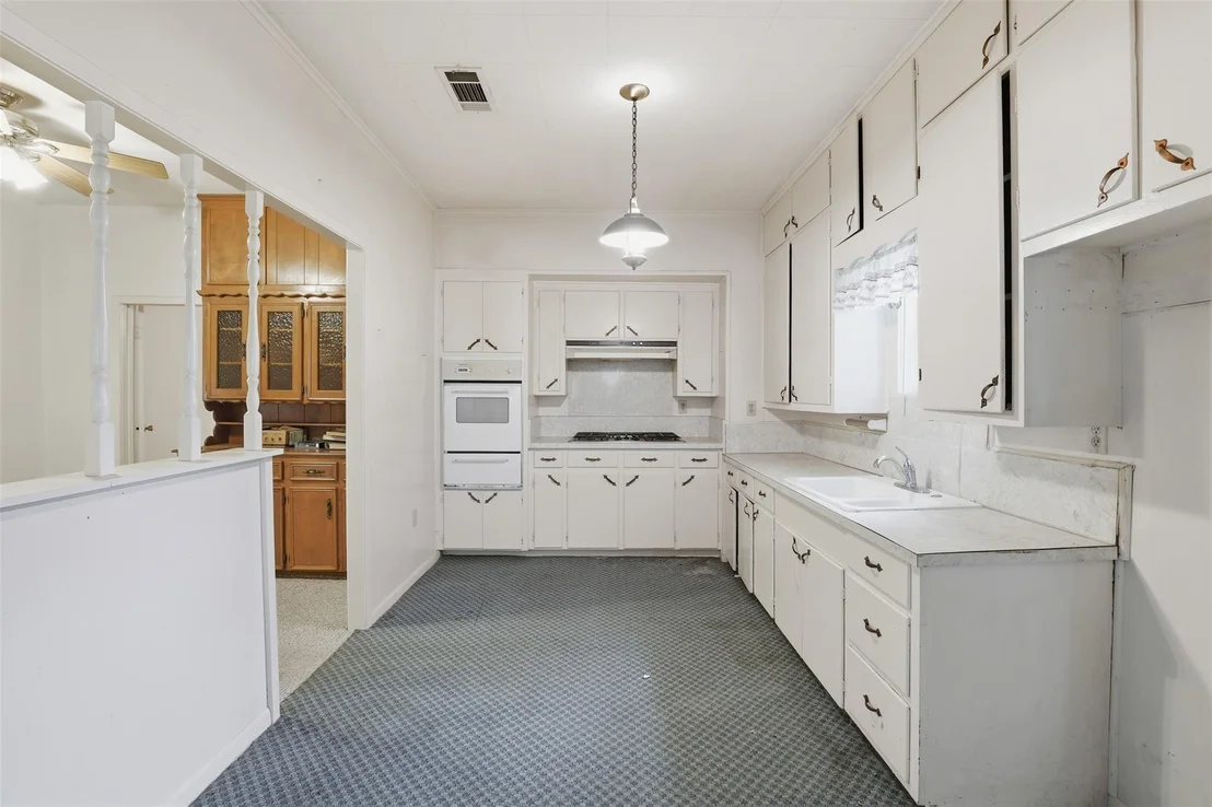 Photo of 820 Goshen Road