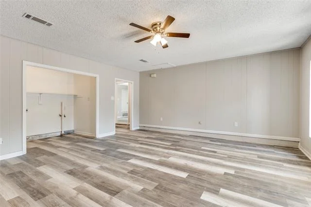 Photo of 1541 Cloverdale Drive