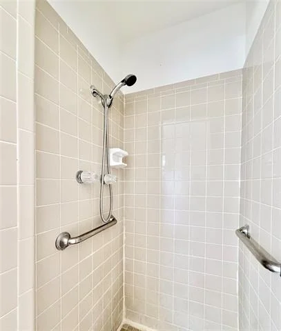 Photo of 1410 Westwood Drive