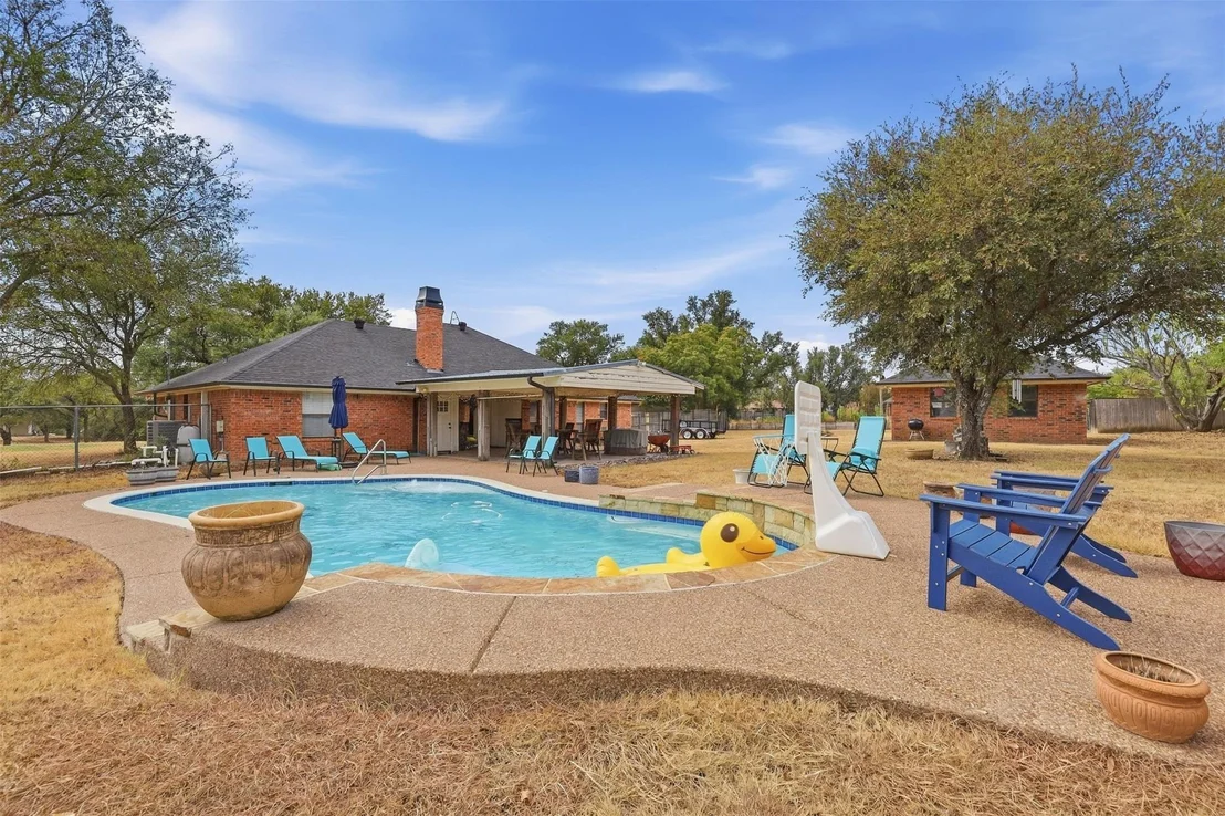 Photo of 112 Fairway Drive