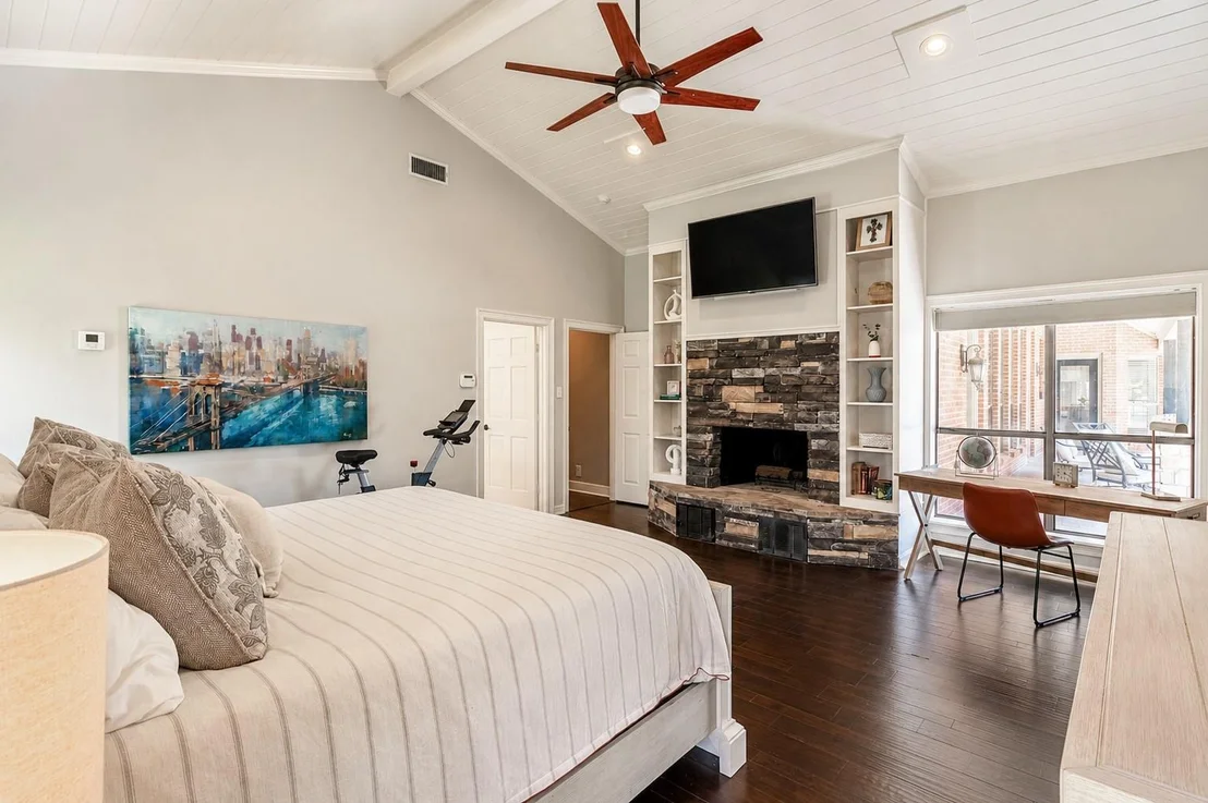 Photo of 6500 Hollytree Circle