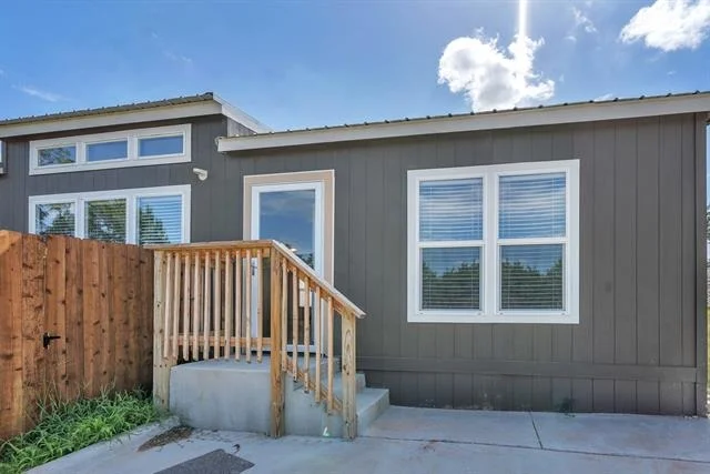 Photo of 815 Thicket Trail