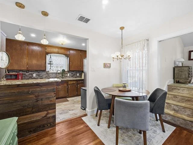 Photo of 1400 Bennett Drive